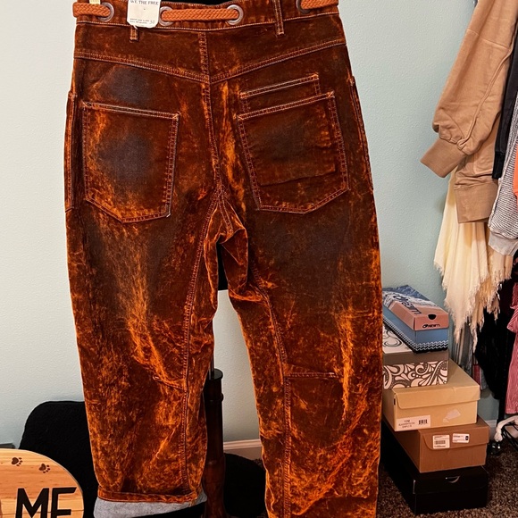 We The Free by FREE PEOPLE: “Moxie Flocked” Low Slung Barrel Jeans in RUST…NWT - Picture 12 of 12